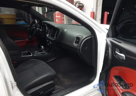 2018 Dodge Charger R/T 392 from USA, damaged, VIN 2C3CDXGJ0JH193258